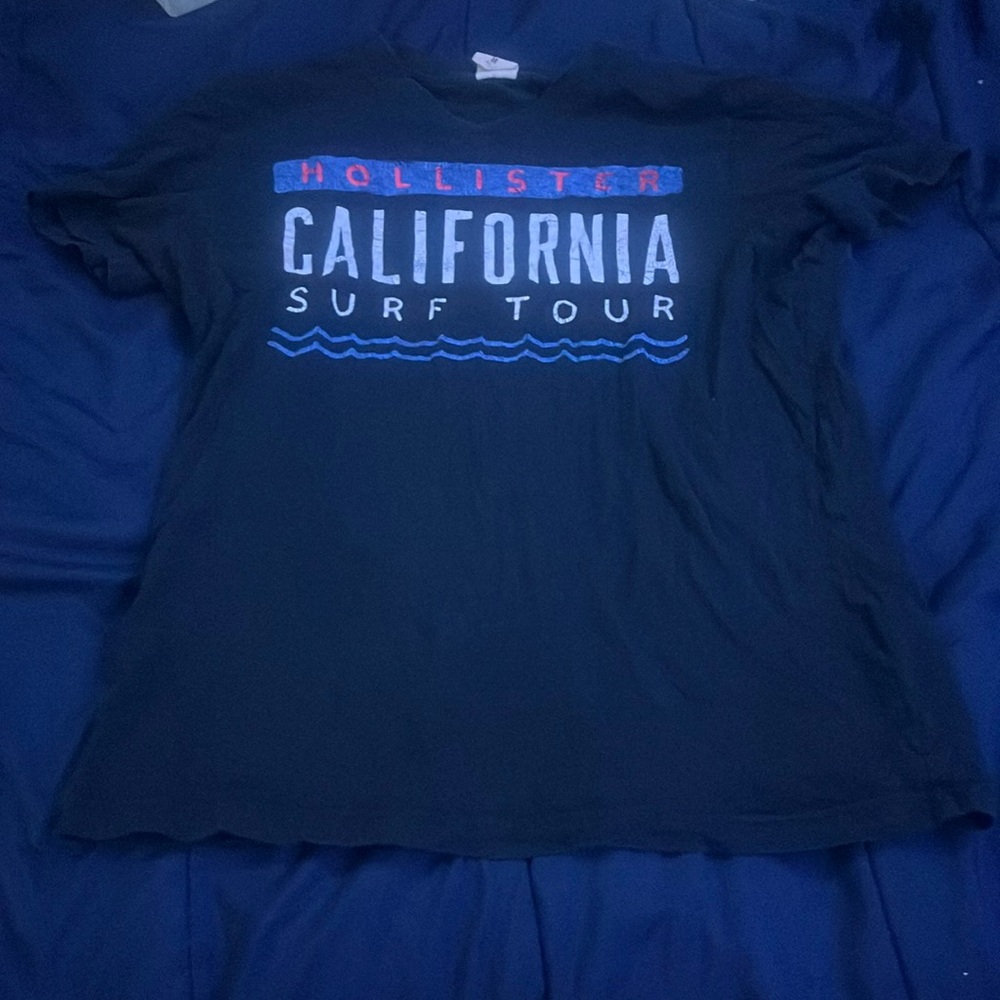 Hollister shirt